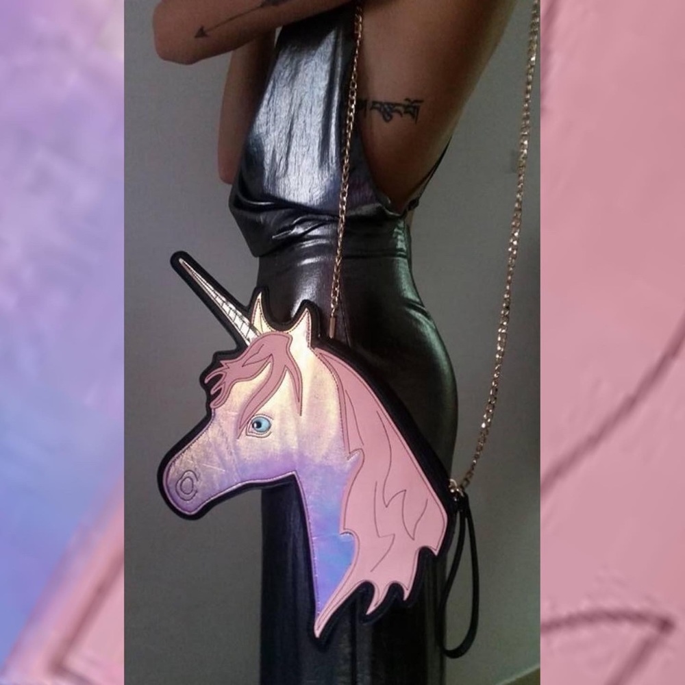 Unicorn 🦄 purse with gold chain strap